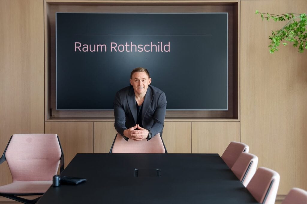 Roman – OX Smart House, Meeting Point Frankfurt am Main